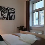 아파트 Le Monde - Amazing 5bdr In Downtown 브라티슬라바