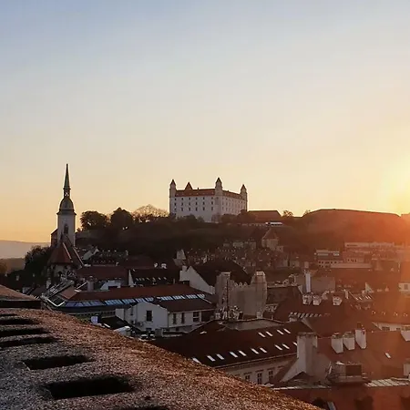 Le Monde - Amazing 5bdr In Downtown * Bratislava