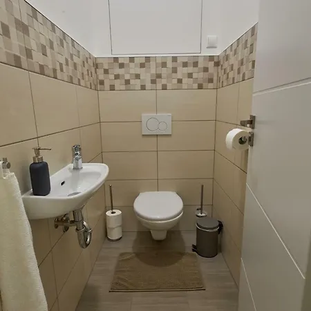 Le Monde - Amazing 5bdr In Downtown Bratislava