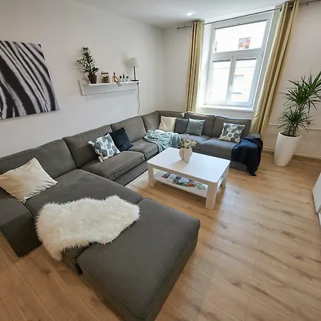 Le Monde - Amazing 5bdr In Downtown * براتسيلافا