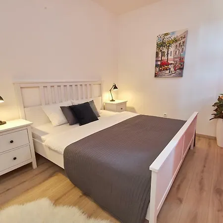 Apartman Le Monde - Amazing 5bdr In Downtown