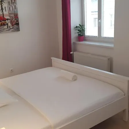 דירה Le Monde - Amazing 5bdr In Downtown ברטיסלאבה