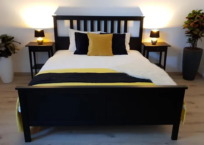 Le Monde - Amazing 5bdr In Downtown Lejlighed Bratislava